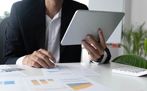 企業(yè)代理記賬收費(fèi)：標(biāo)準(zhǔn)、模式與選擇指...