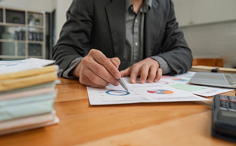 公司注冊(cè)代辦一般多少錢(qián)？一對(duì)一報(bào)價(jià)更省錢(qián)